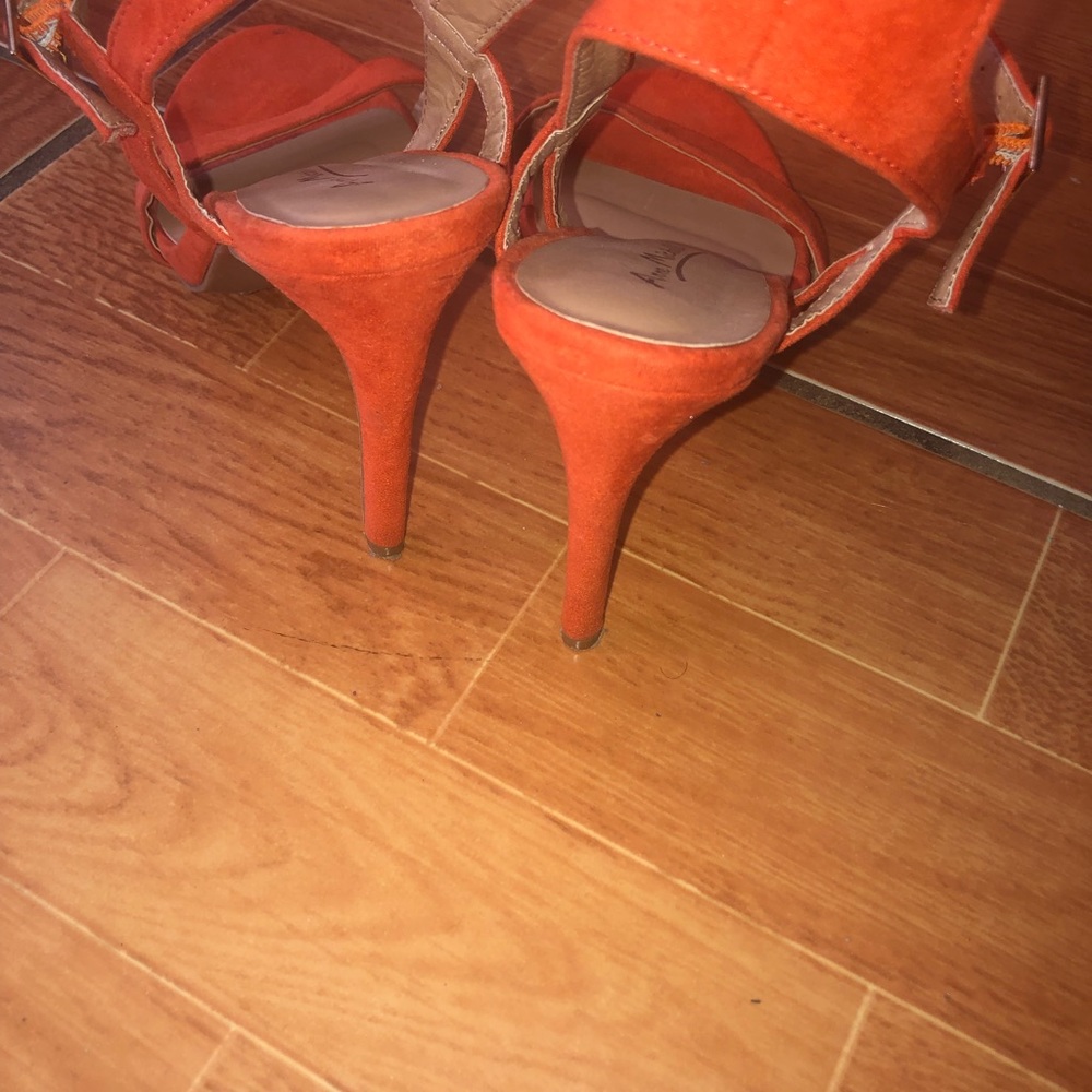 🌸Orange Heels 8.5🌸